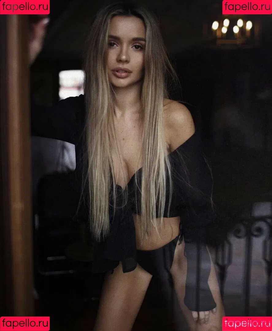 Ekaterina Zueva Onlyfans Photo Gallery 
