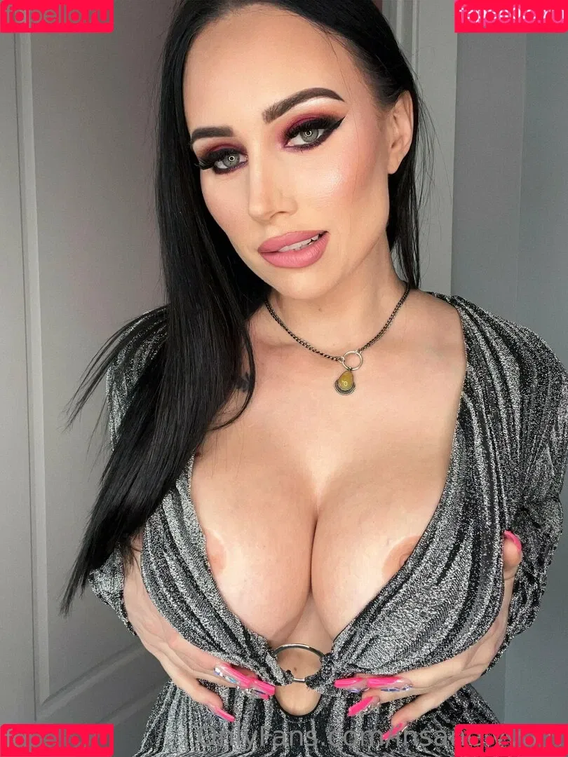 insanelyvain Onlyfans Photo Gallery 