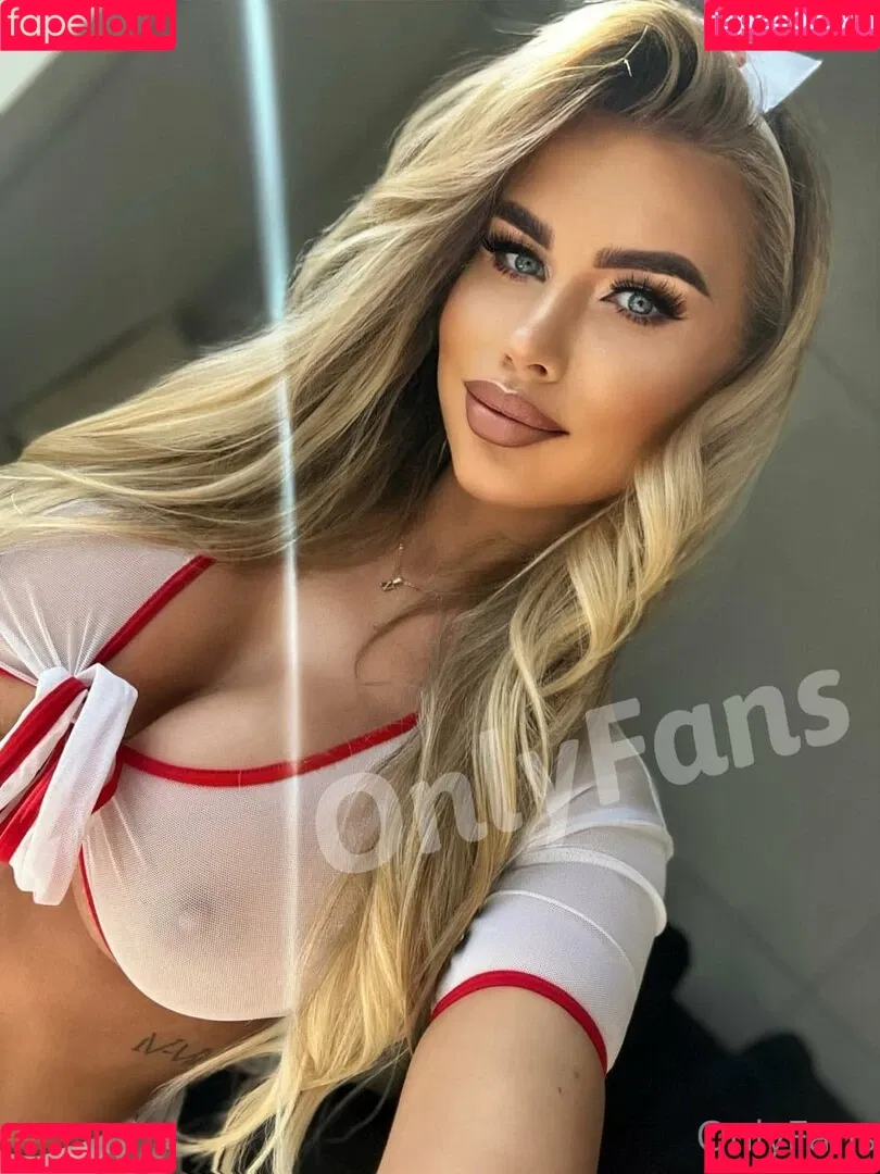 Noele Natalia Onlyfans Photo Gallery 