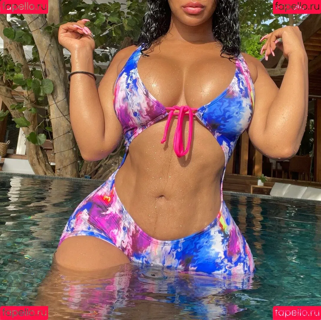 Ayisha Diaz Onlyfans Photo Gallery 