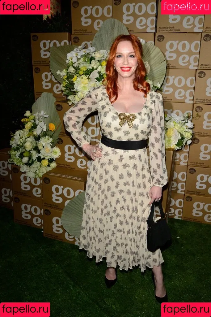 Christina Hendricks Onlyfans Photo Gallery 