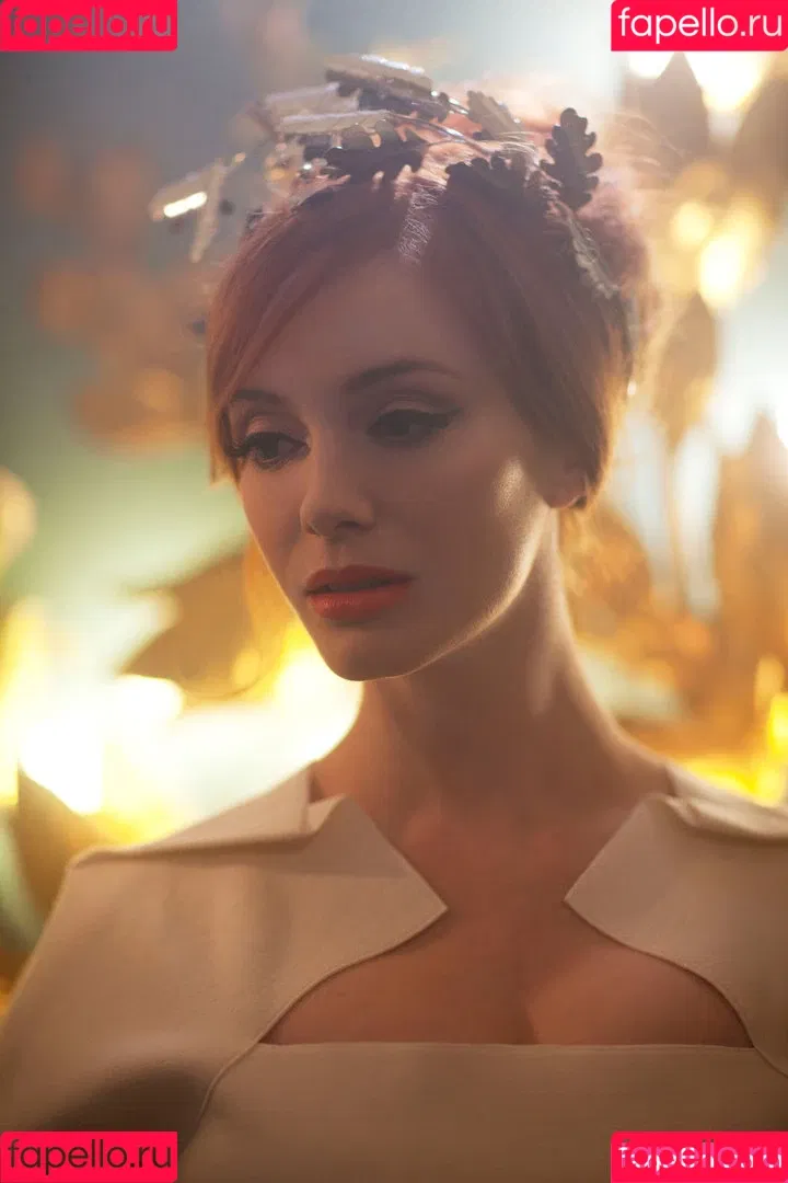 Christina Hendricks Onlyfans Photo Gallery 