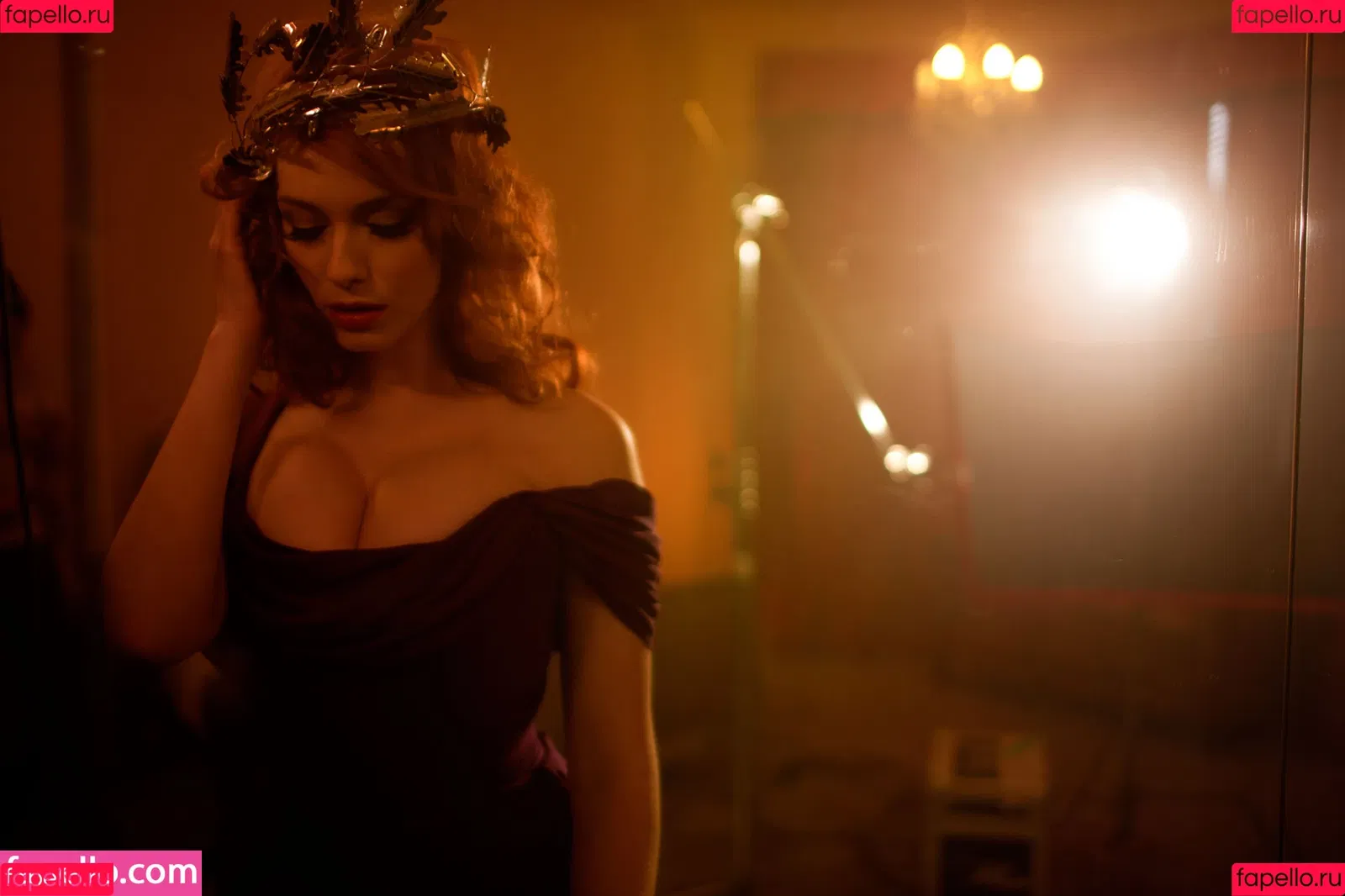 Christina Hendricks Onlyfans Photo Gallery 