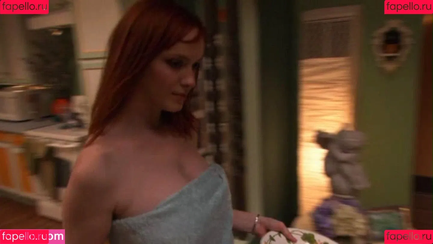 Christina Hendricks Onlyfans Photo Gallery 