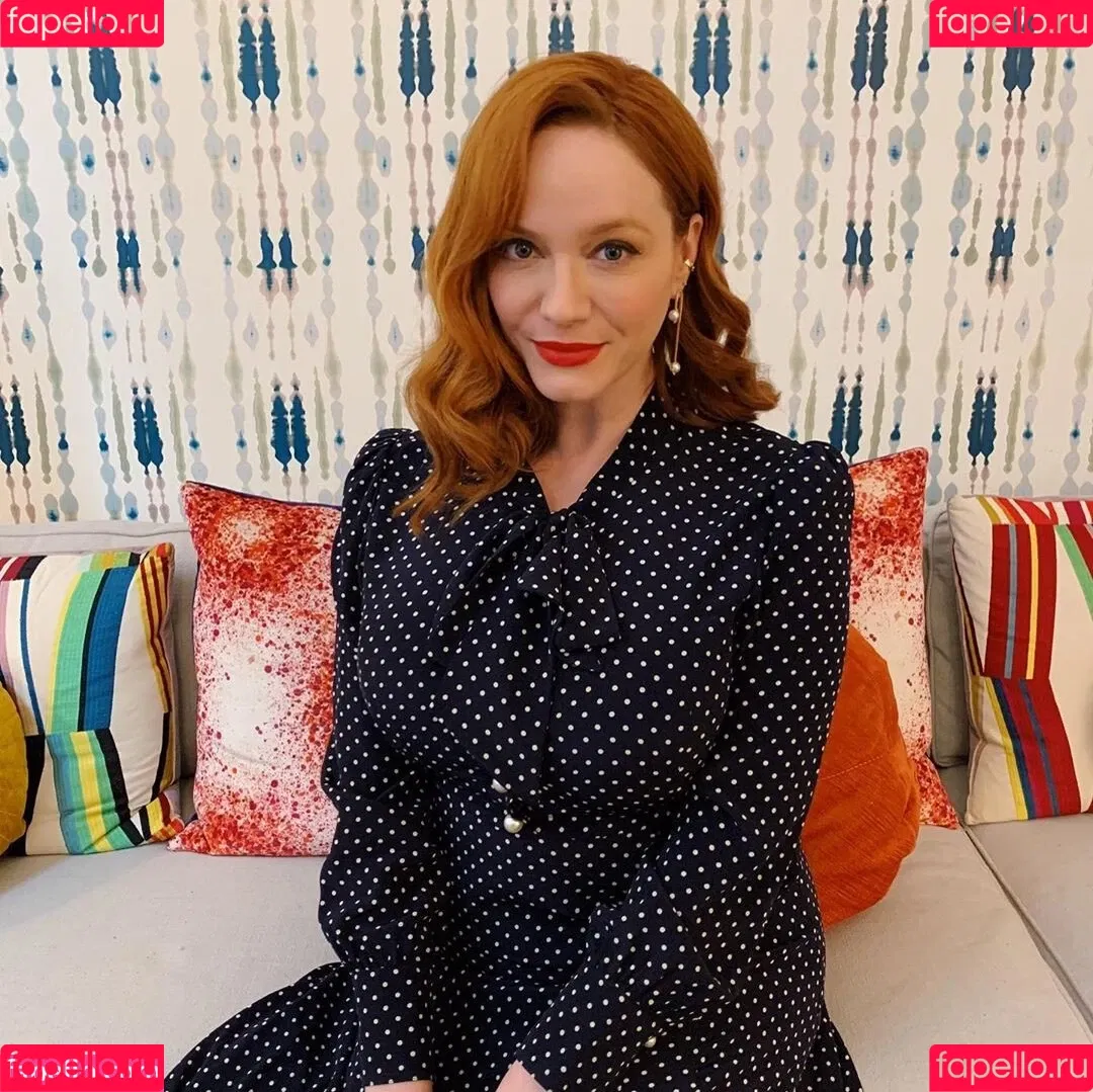 Christina Hendricks Onlyfans Photo Gallery 