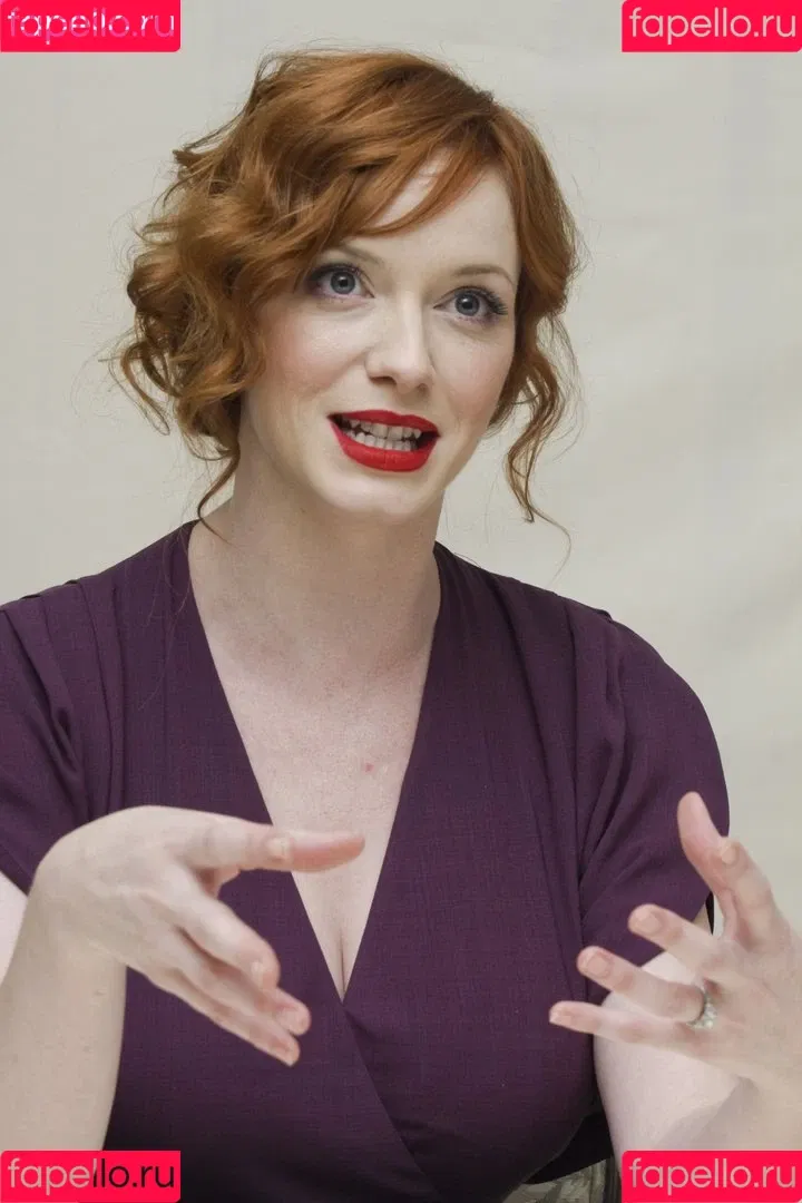 Christina Hendricks Onlyfans Photo Gallery 