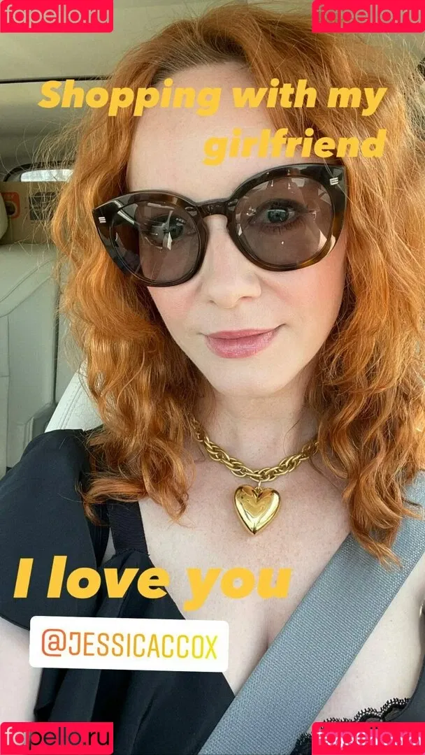 Christina Hendricks Onlyfans Photo Gallery 