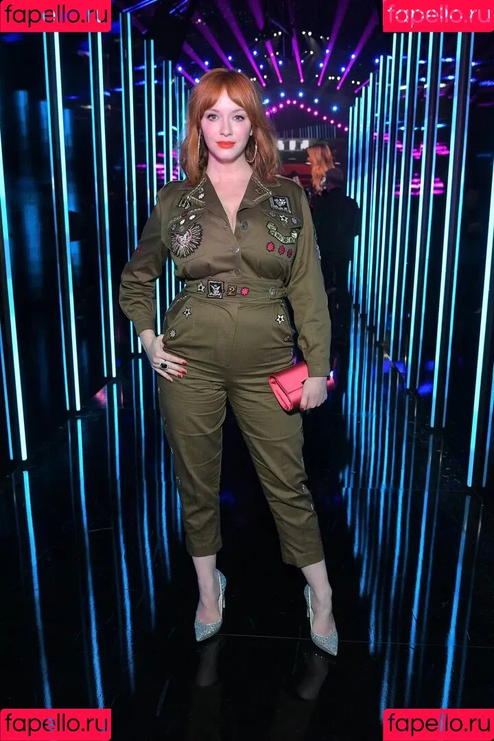 Christina Hendricks Onlyfans Photo Gallery 