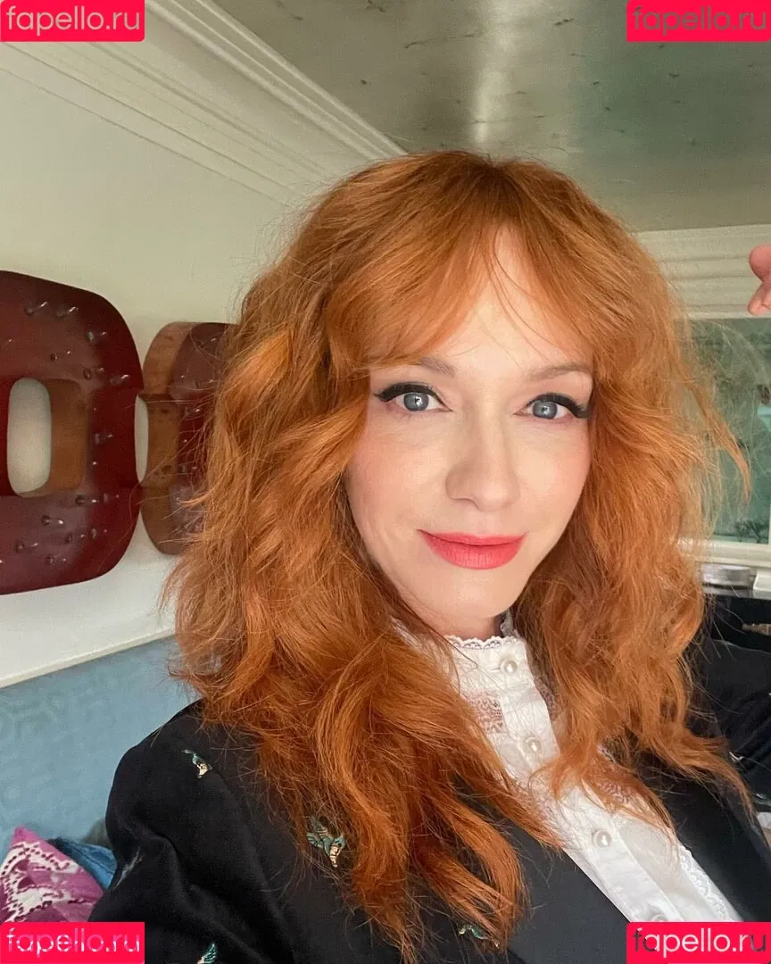 Christina Hendricks Onlyfans Photo Gallery 