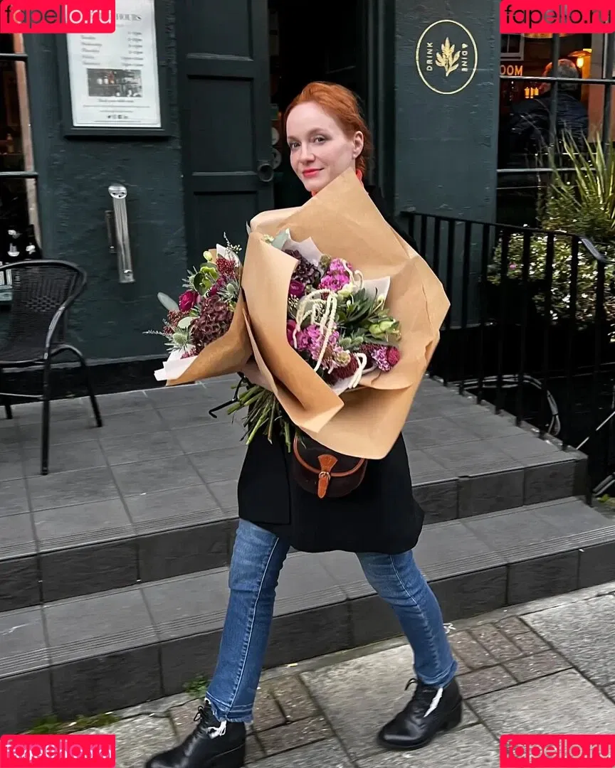 Christina Hendricks Onlyfans Photo Gallery 