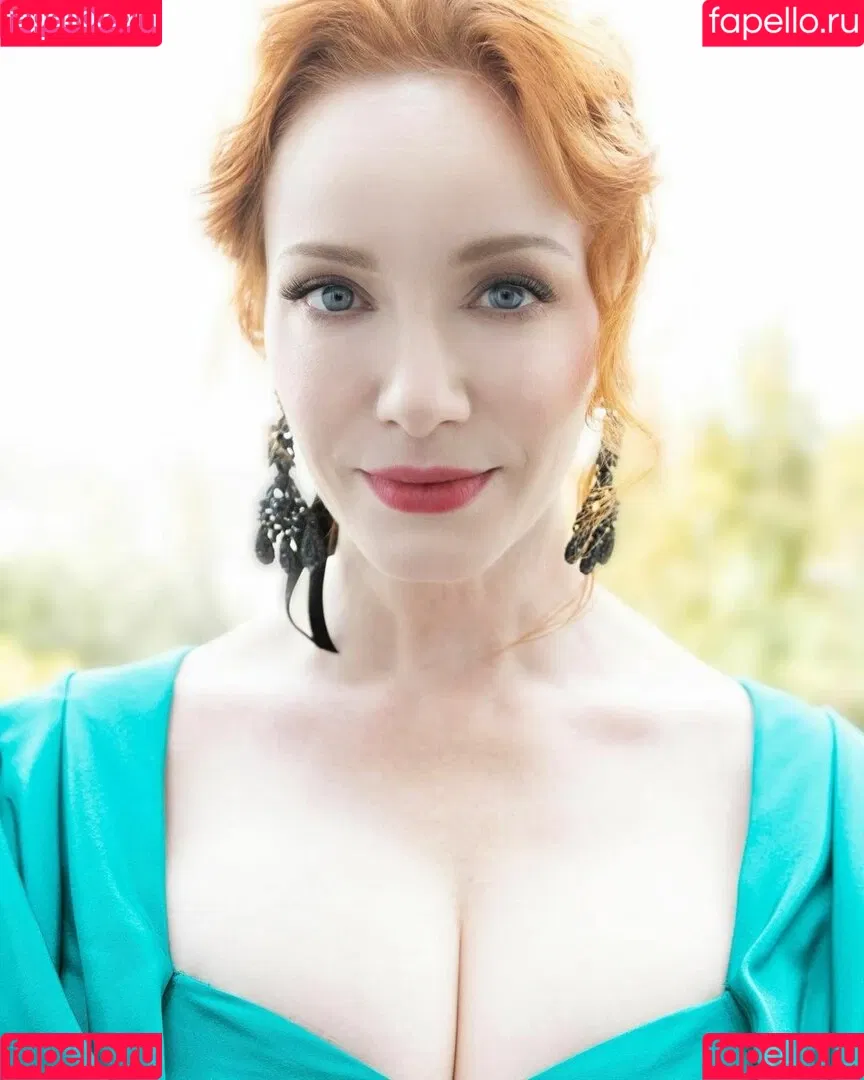 Christina Hendricks Onlyfans Photo Gallery 