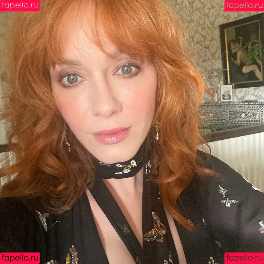 Christina Hendricks Onlyfans Photo Gallery 