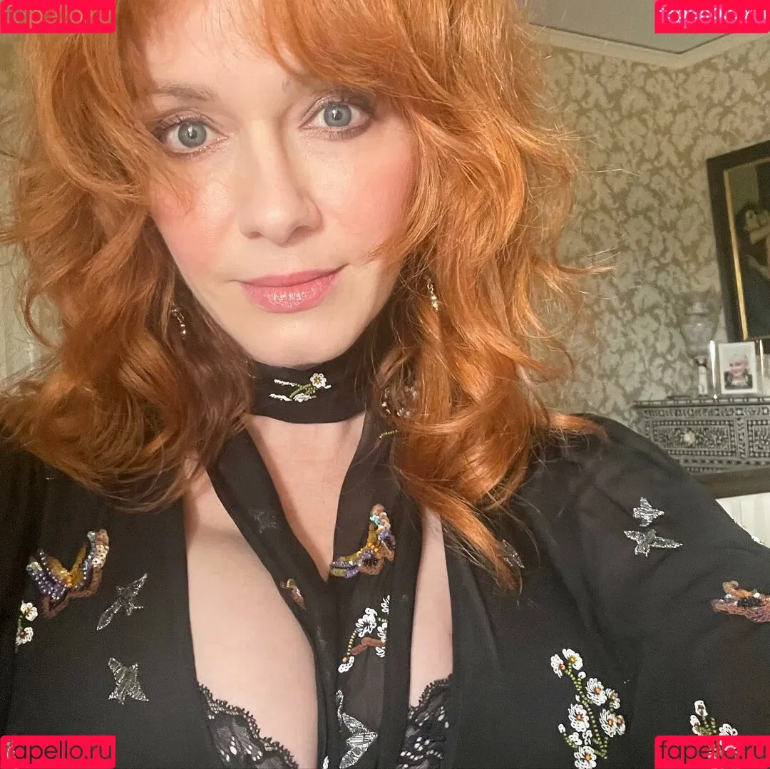 Christina Hendricks Onlyfans Photo Gallery 