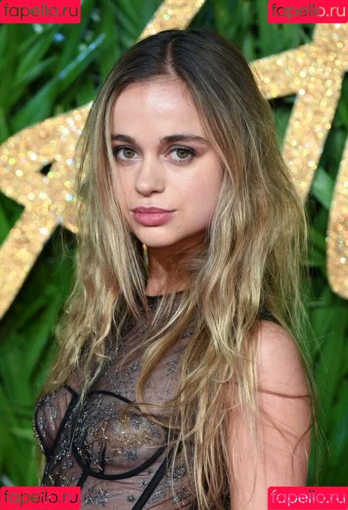 Amelia Windsor Onlyfans Photo Gallery 