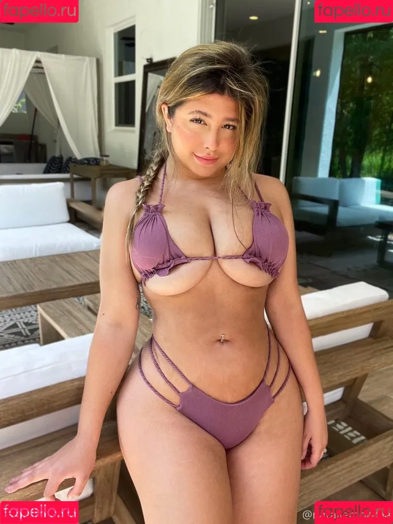 Natalie Monroe Onlyfans Photo Gallery 