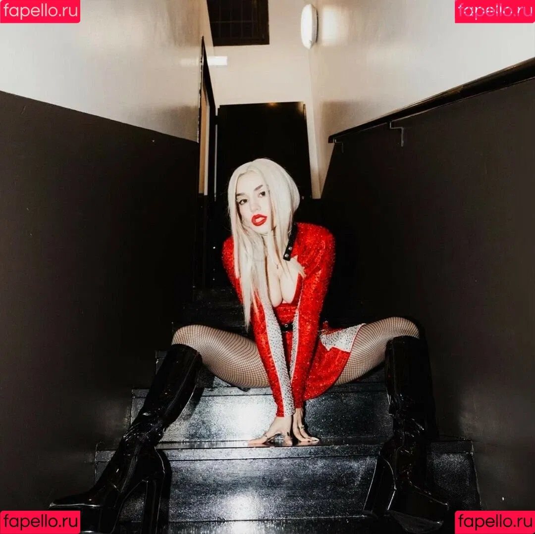 Ava Max Onlyfans Photo Gallery 