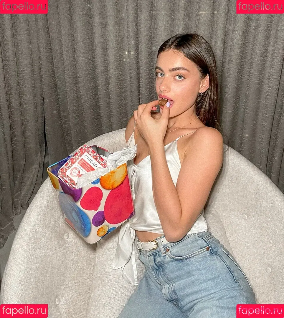 Yael Shelbia Onlyfans Photo Gallery 