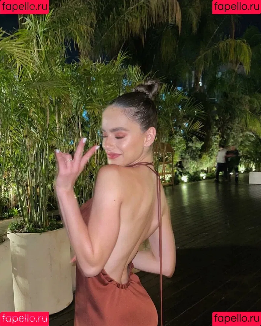 Yael Shelbia Onlyfans Photo Gallery 