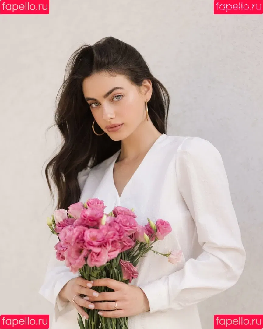 Yael Shelbia Onlyfans Photo Gallery 