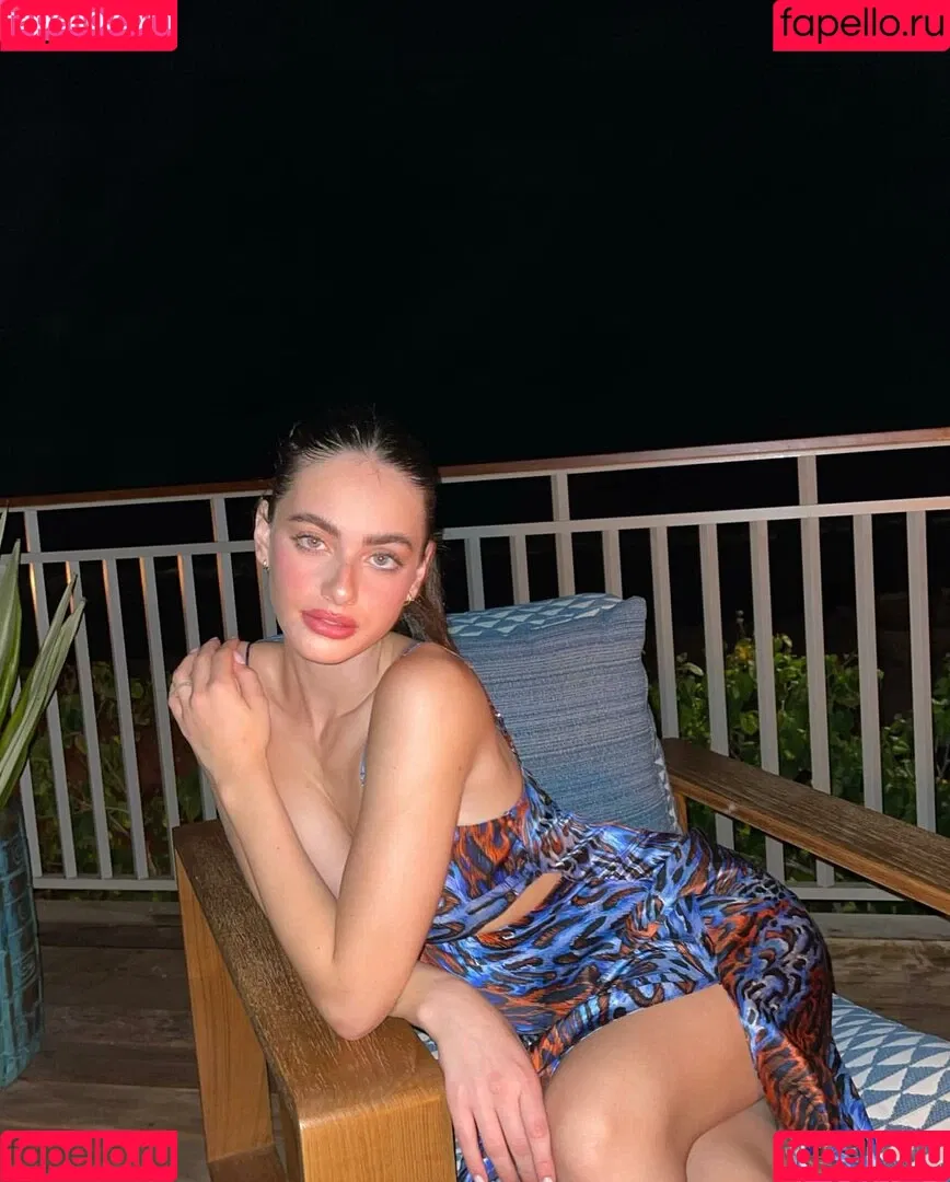 Yael Shelbia Onlyfans Photo Gallery 