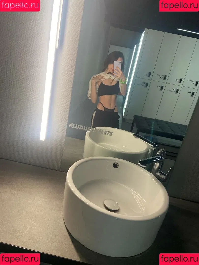 Fasoollka Onlyfans Photo Gallery 