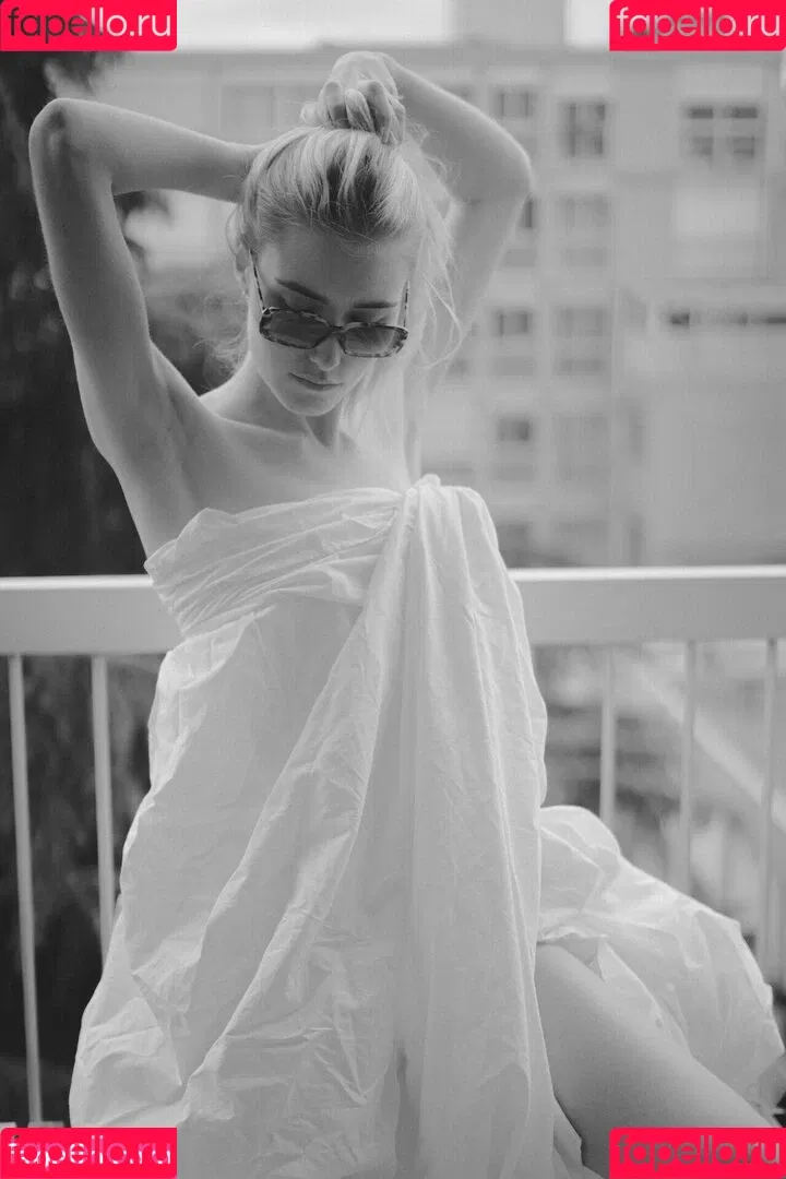 Océane Le Ny Onlyfans Photo Gallery 