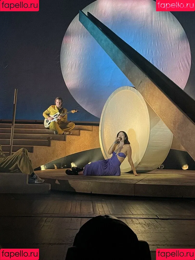 Lorde Onlyfans Photo Gallery 