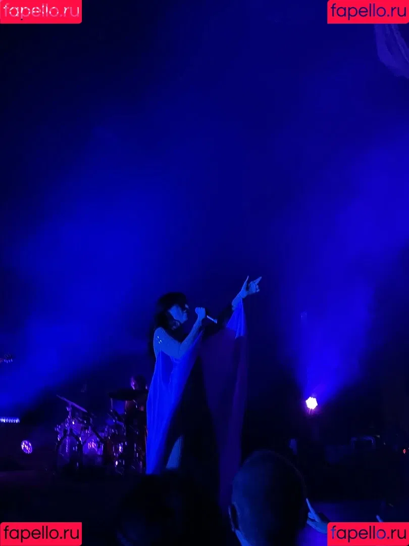 Lorde Onlyfans Photo Gallery 