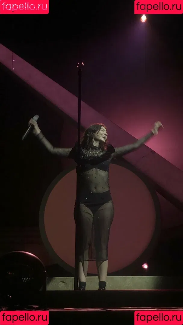 Lorde Onlyfans Photo Gallery 