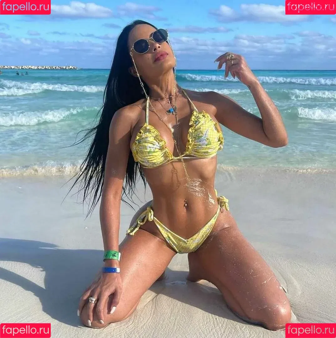 Mariell Andreina Onlyfans Photo Gallery 