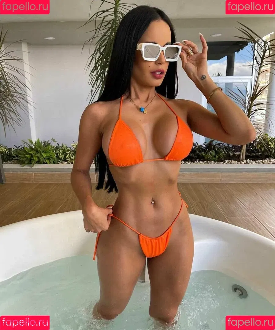 Mariell Andreina Onlyfans Photo Gallery 