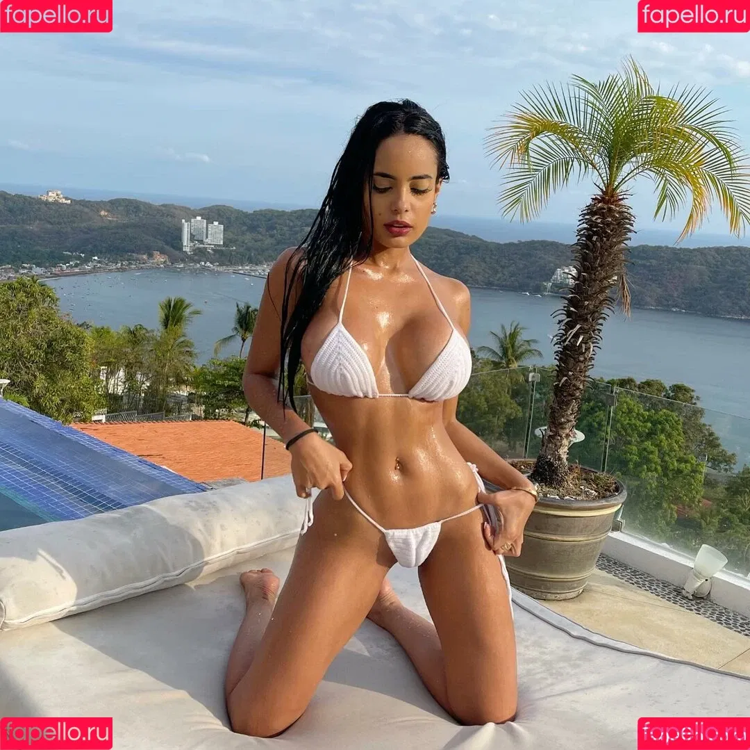 Mariell Andreina Onlyfans Photo Gallery 