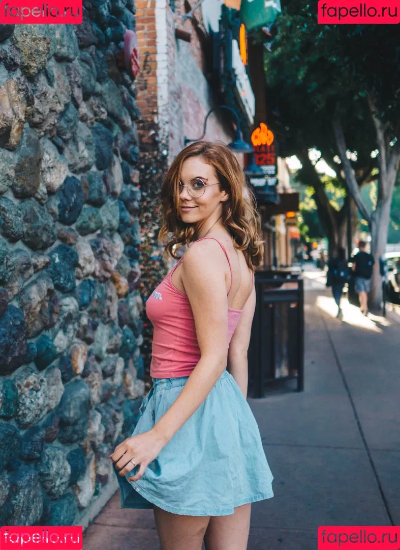 Kayla Coyote Onlyfans Photo Gallery 