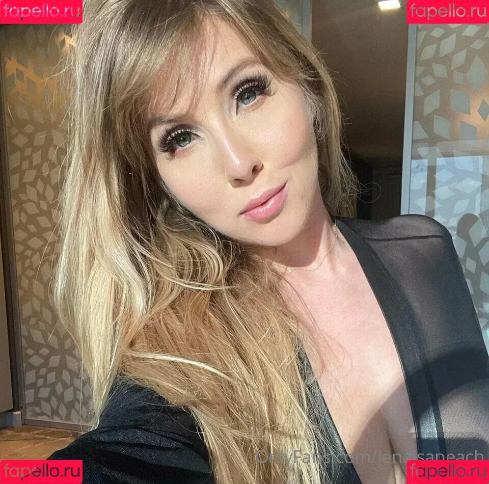 Lena Paul Onlyfans Photo Gallery 