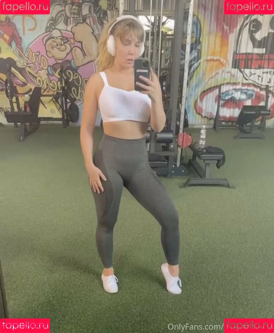 Lena Paul Onlyfans Photo Gallery 