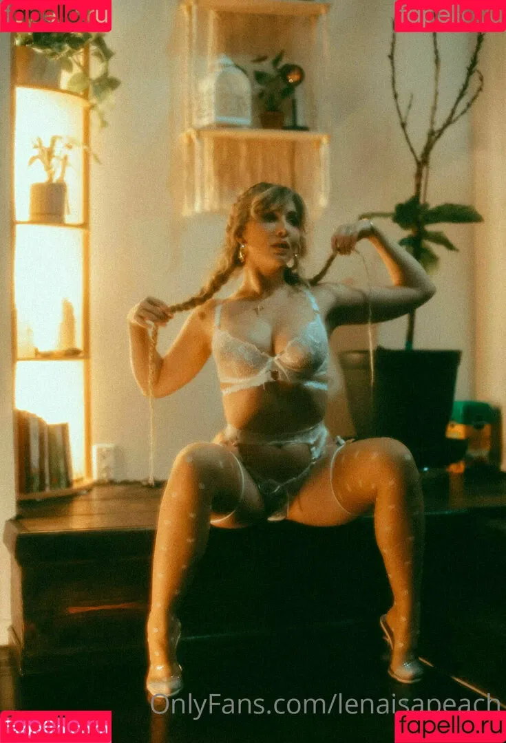 Lena Paul Onlyfans Photo Gallery 