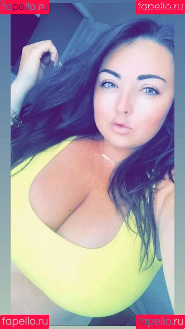 Gabb Ferraro Onlyfans Photo Gallery 