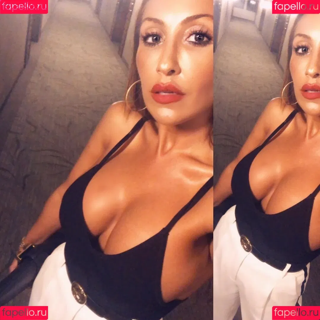 Sahar Manley Onlyfans Photo Gallery 