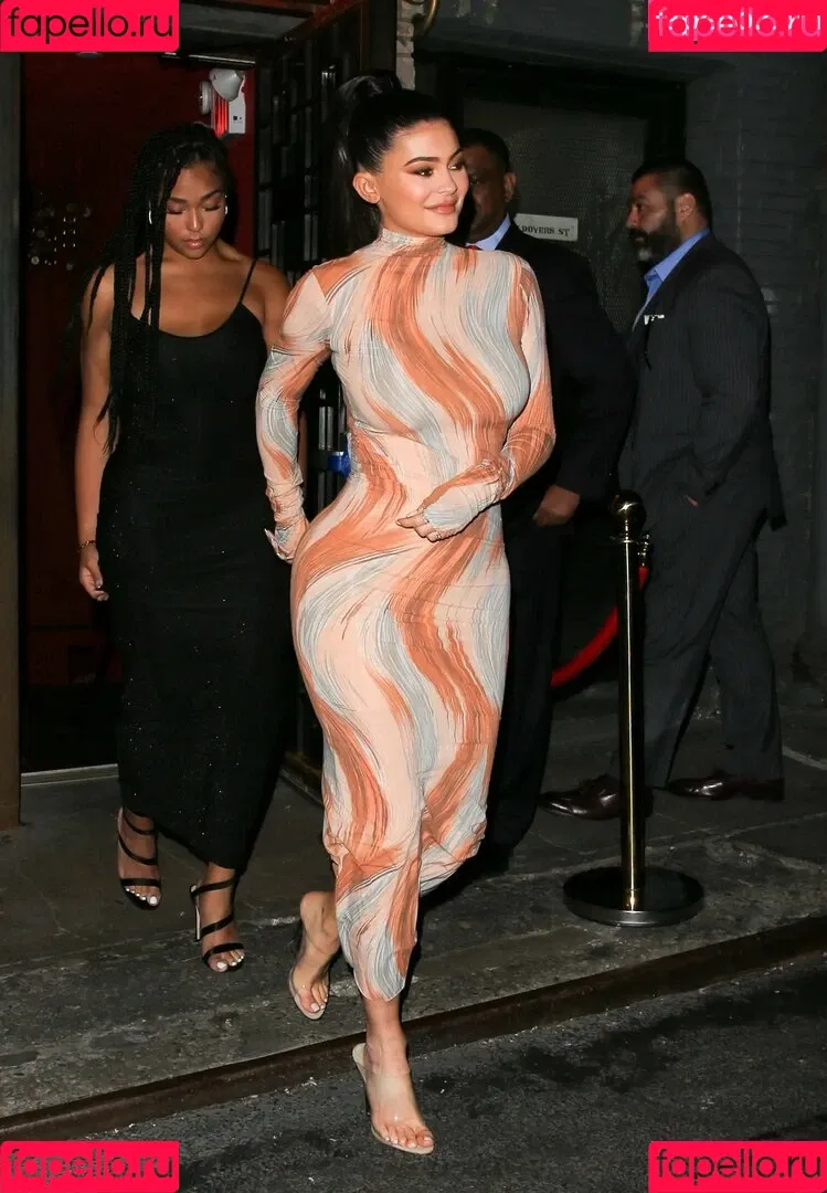 Kylie Jenner Onlyfans Photo Gallery 