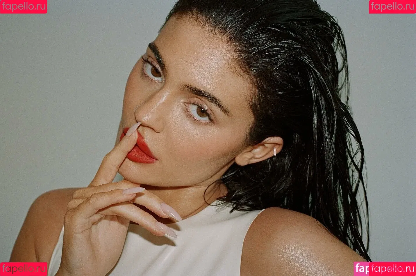 Kylie Jenner Onlyfans Photo Gallery 
