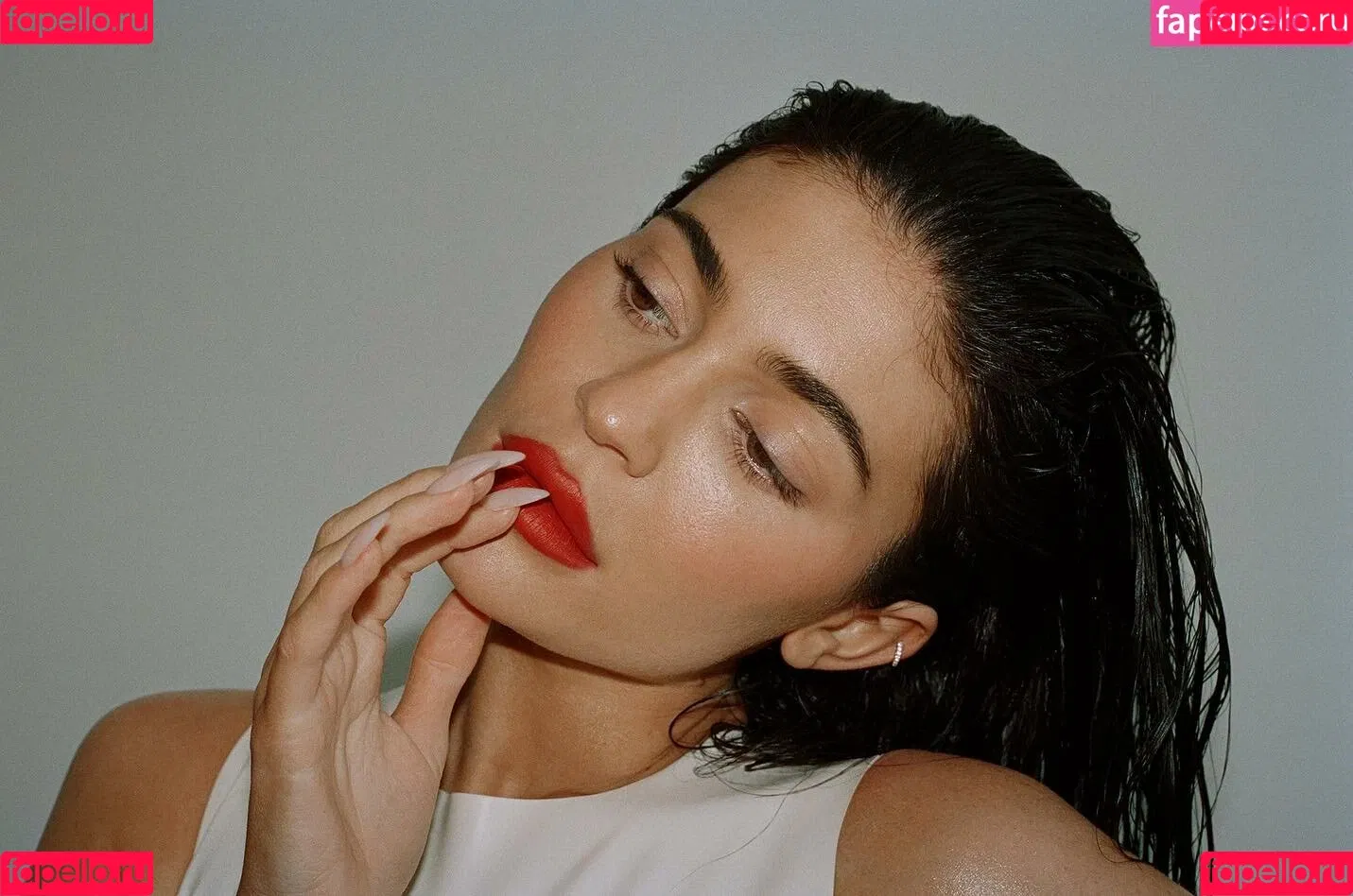Kylie Jenner Onlyfans Photo Gallery 