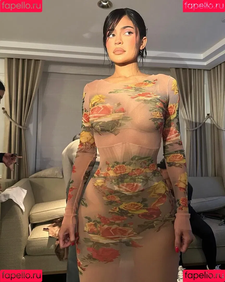 Kylie Jenner Onlyfans Photo Gallery 