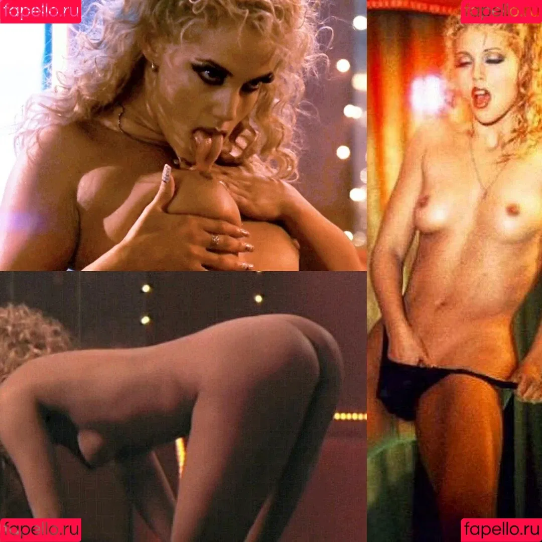 Elizabeth Berkley Onlyfans Photo Gallery 