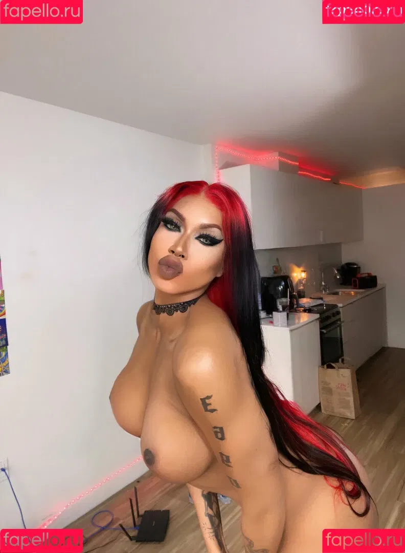 luckiesuniverse Onlyfans Photo Gallery 