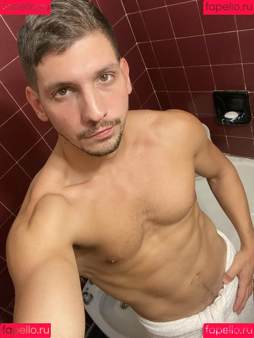 emiliano_terra Onlyfans Photo Gallery 