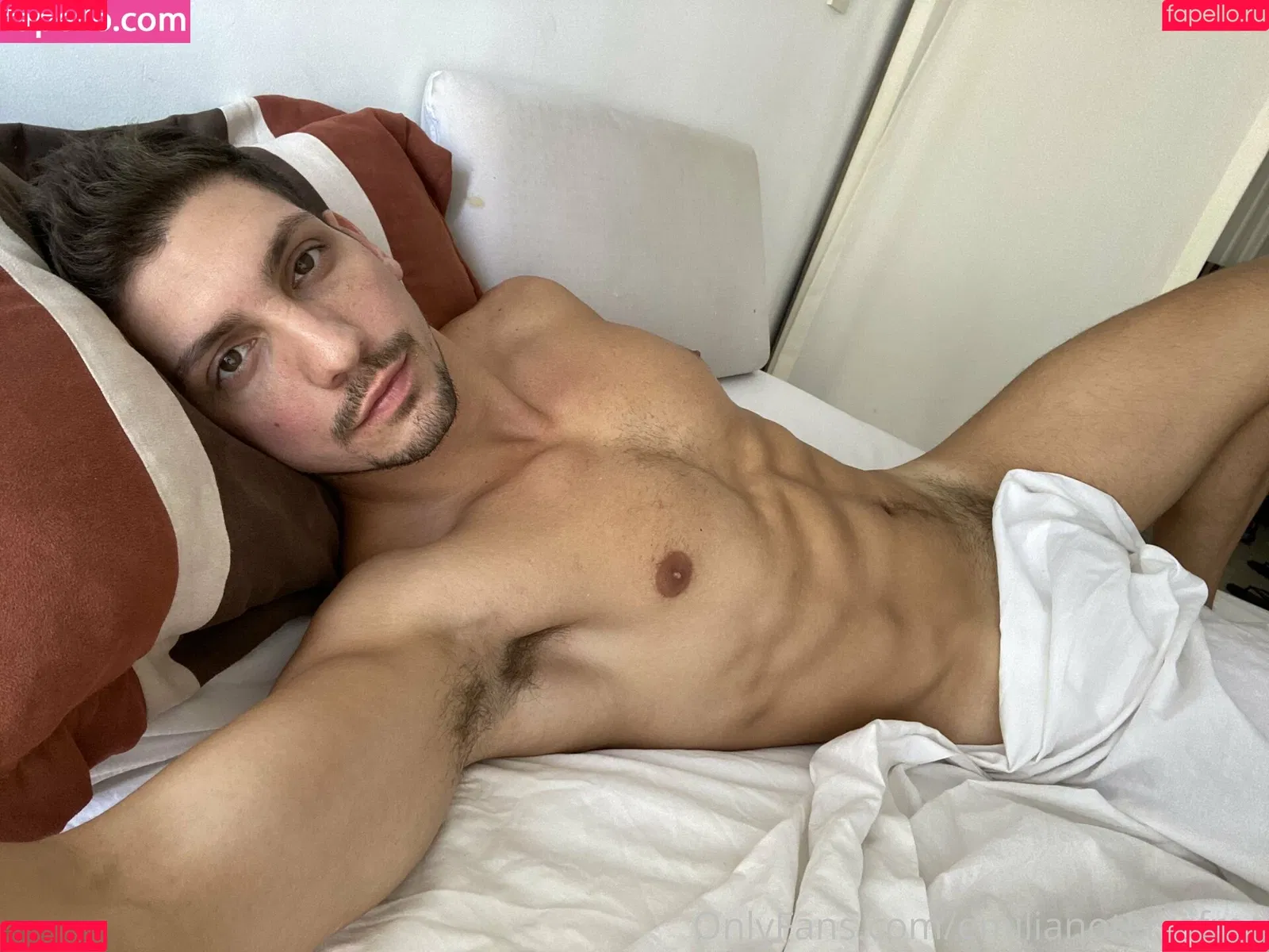 emiliano_terra Onlyfans Photo Gallery 