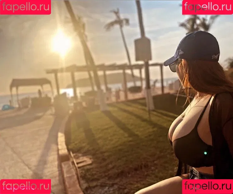 Arely Walle Onlyfans Photo Gallery 