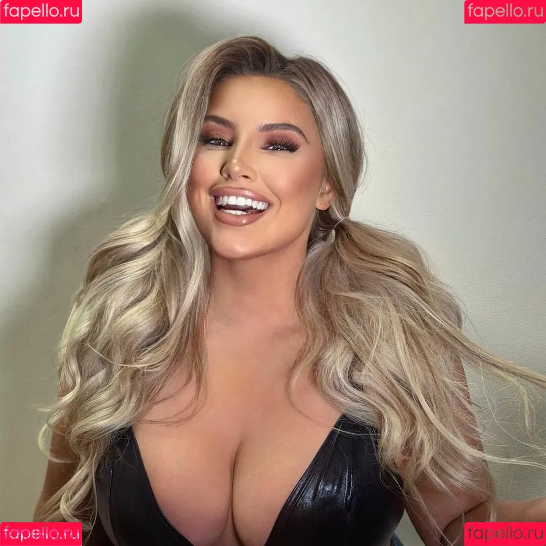 Ashley Alexiss Onlyfans Photo Gallery 