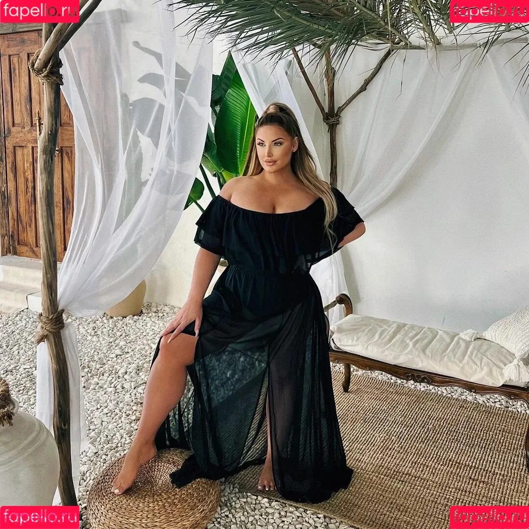 Ashley Alexiss Onlyfans Photo Gallery 