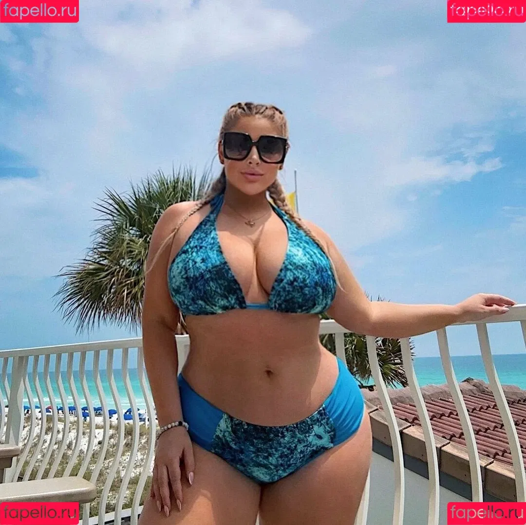 Ashley Alexiss Onlyfans Photo Gallery 